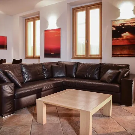 Appartamento Easy Welcome Casa Roncati Deluxe *